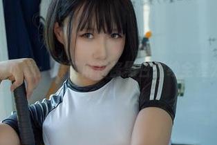 一忘二睡三下载：麻花麻花酱黑白婚纱全套为你送上！